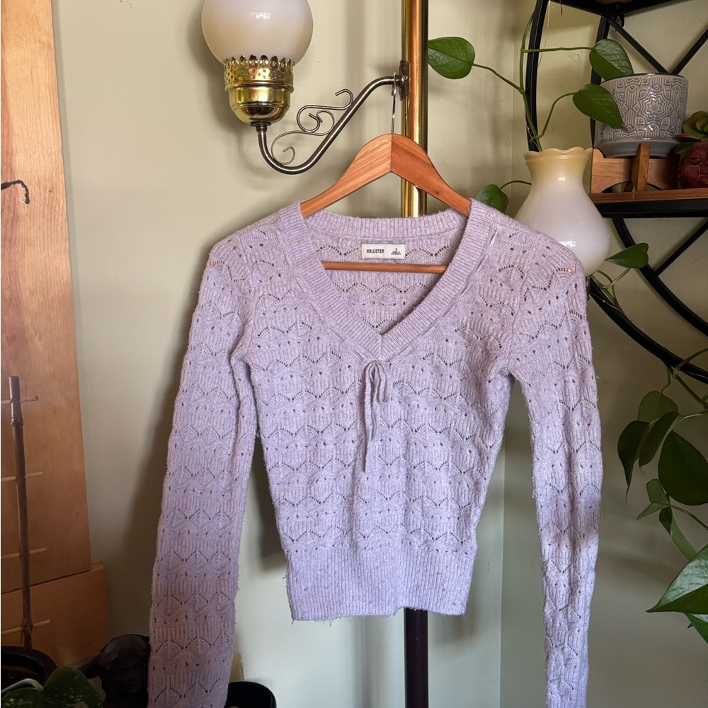 Hollister Lavender Knit V-Neck Sweater